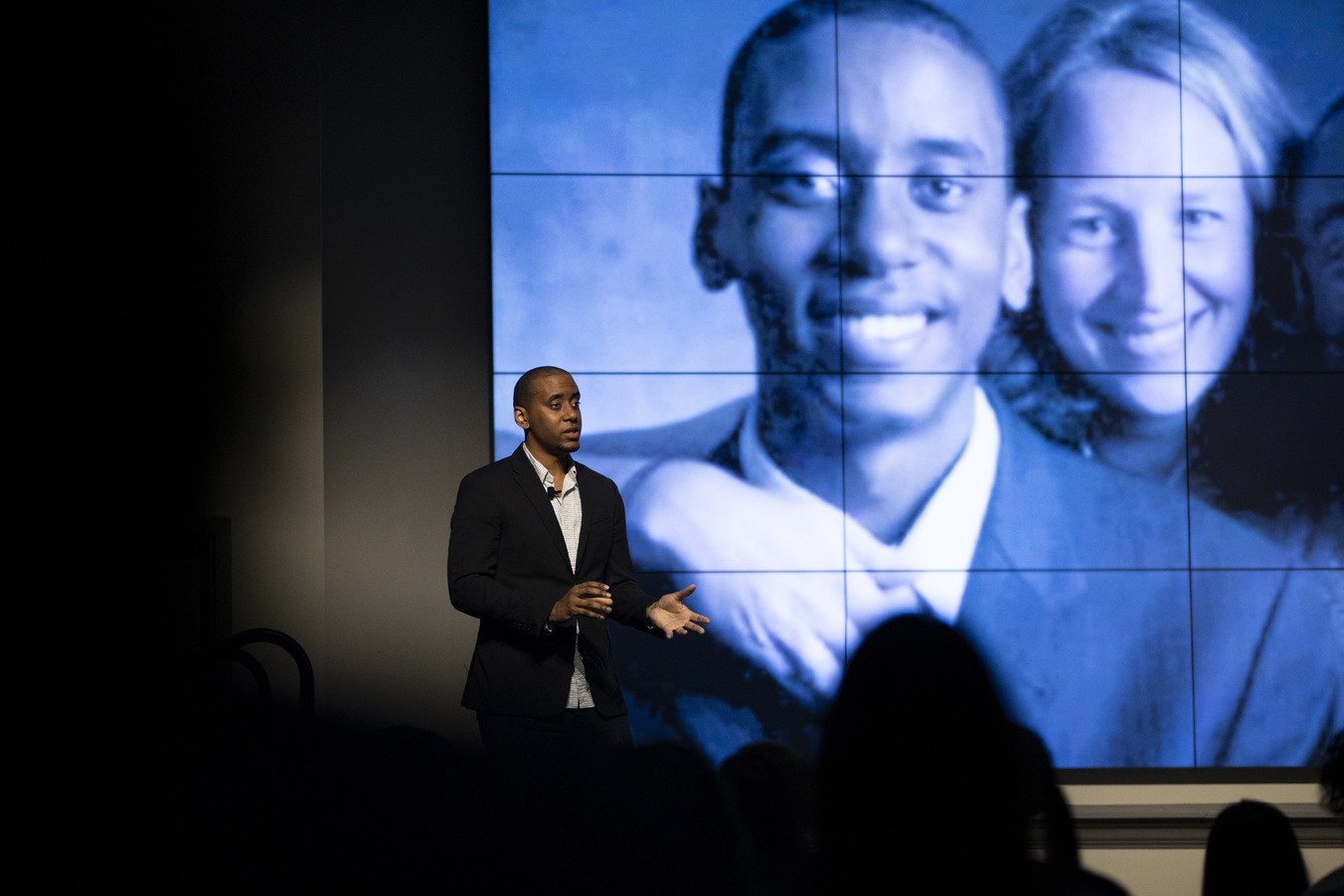 rodney walker speaking at dag folger