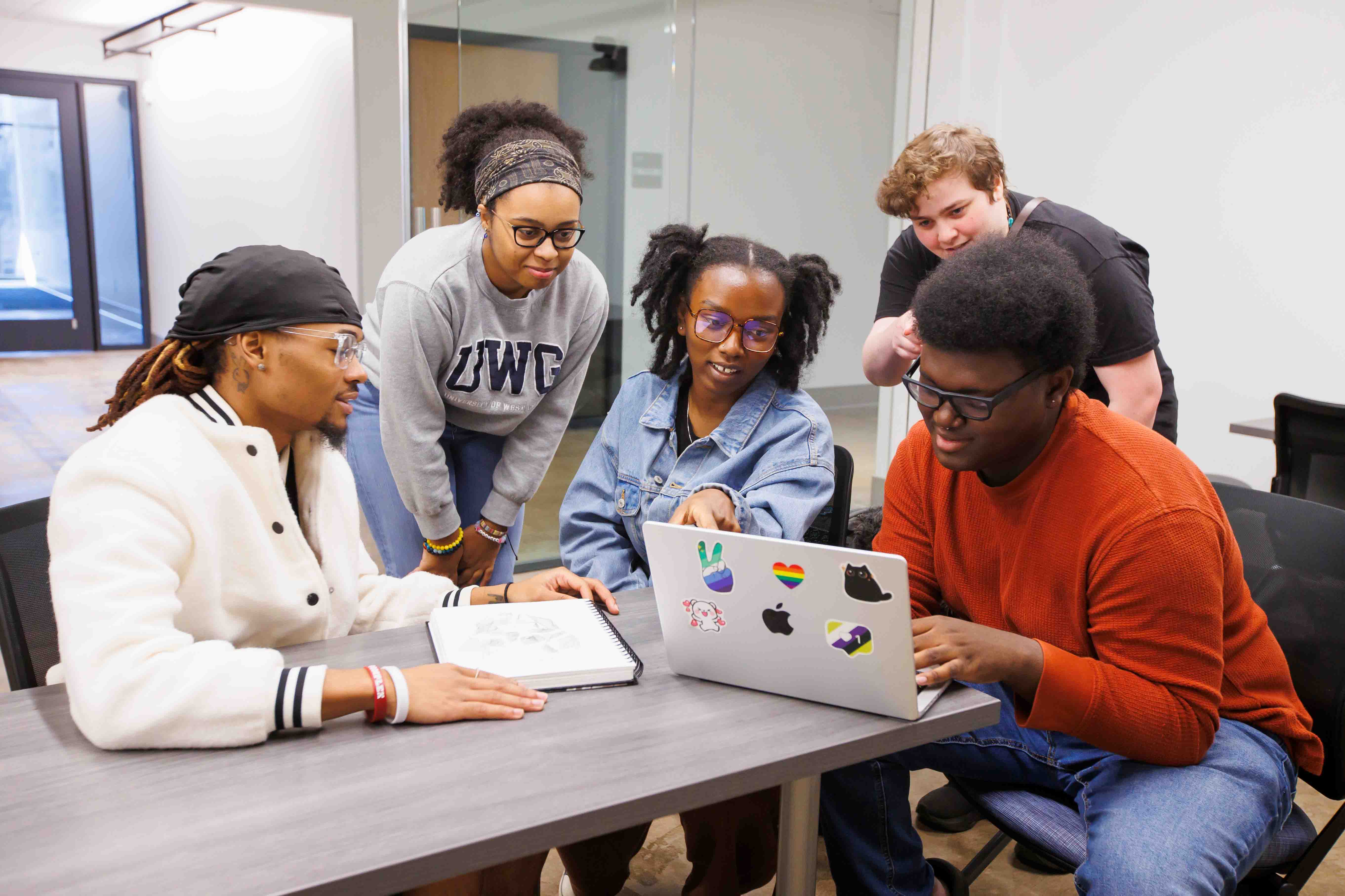 Student getting advised