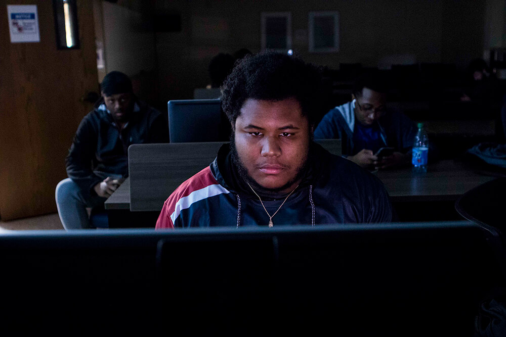 Student plays Esports at a computer