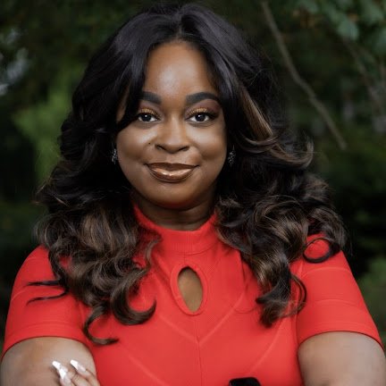 Headshot of Gabrielle Nelloms